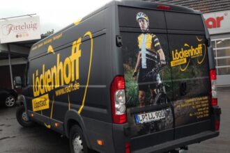 werbung auf firmenwagen mit privatnutzung